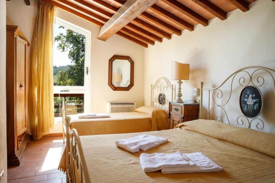 Agriturismo Podere Bucine Basso Lari Kültér fotó