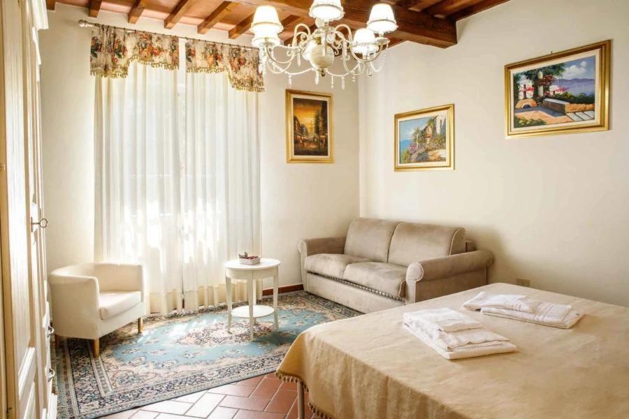 Agriturismo Podere Bucine Basso Lari Kültér fotó